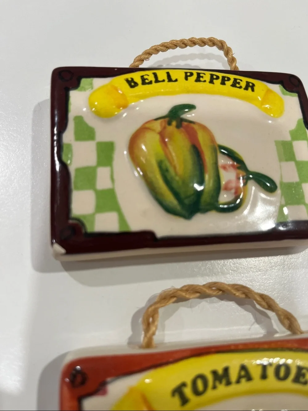 Set of 4 Charming VTG Vegetable wall plaques with twine hangers. So colorful,fun